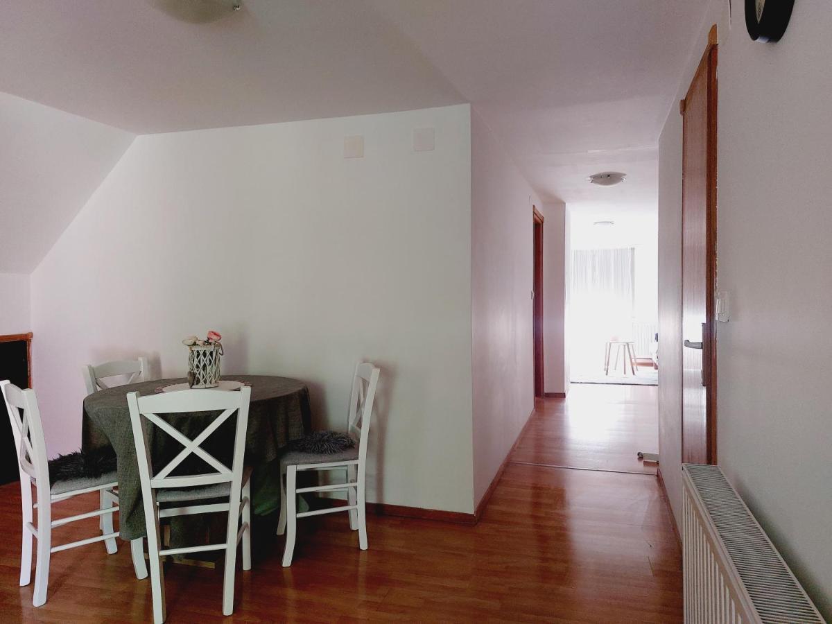Apartman Cardak Apartment Gospic Ngoại thất bức ảnh